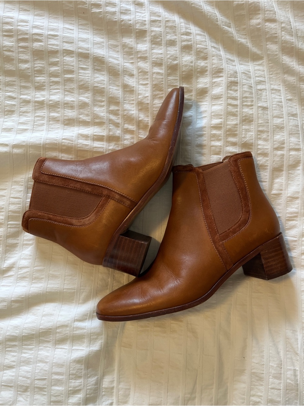 Madewell leatheBrown Leather Chelsea Ankle Boots